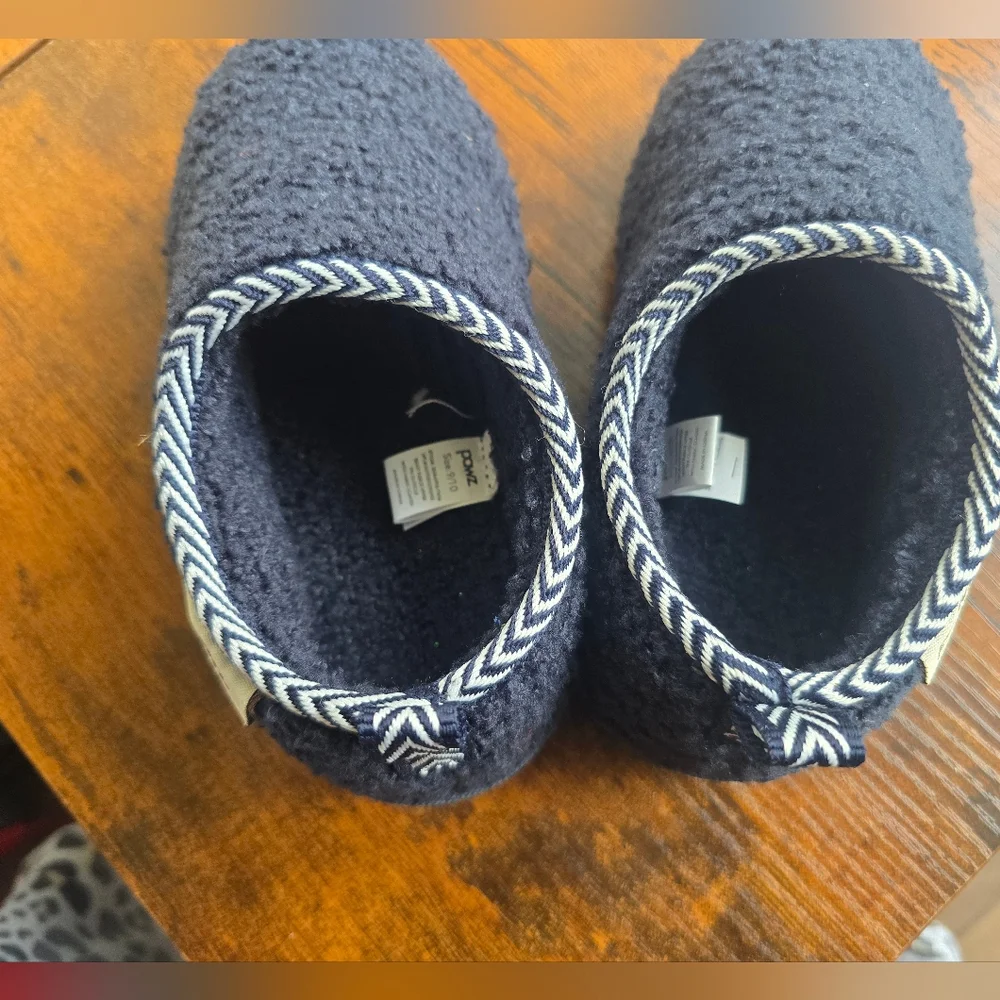 ​NWOT Pawz Navy Blue Teddy Fleece Comfort Slippers Size 9/10